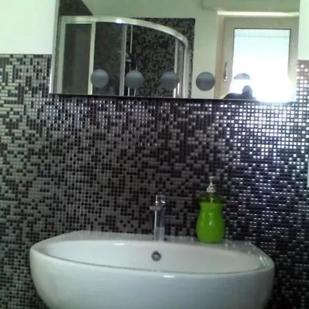 Soleluna Bed and Breakfast Λέτσε